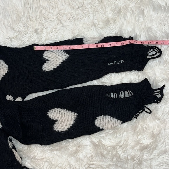 Wildfox White Label Love Lennon Sweater ~ in Black w/ Off-White Heart 🤍 - Picture 9 of 14